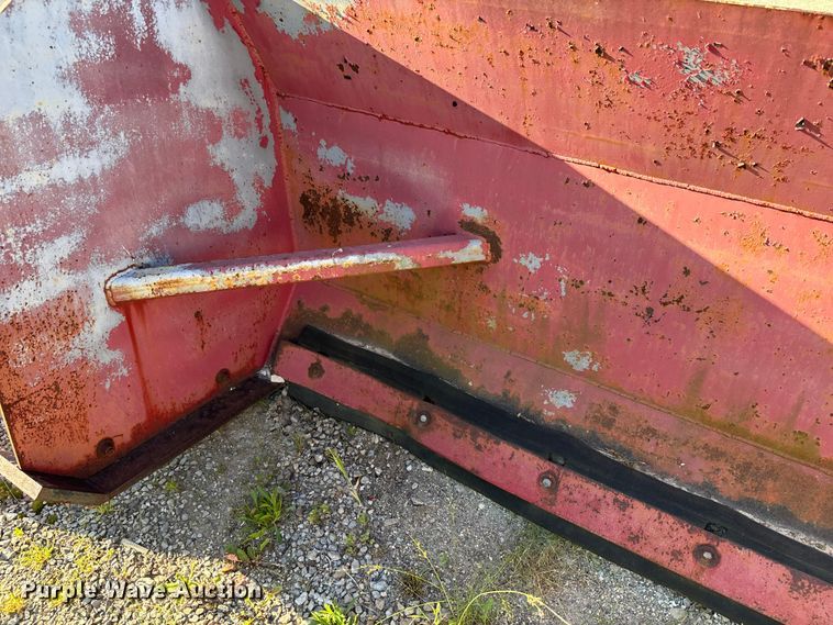 image for item EM5118 Wheel loader snow pusher