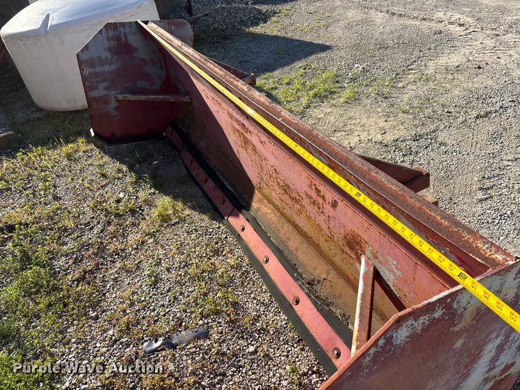 image for item EM5118 Wheel loader snow pusher