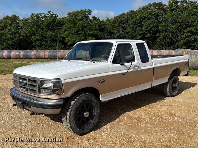 1997 Ford F250 Ext. Cab pickup truck