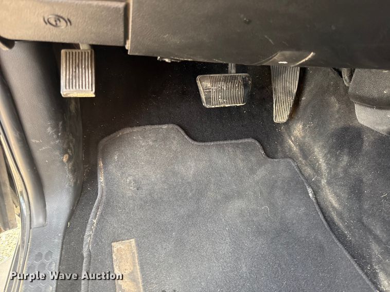 image for item EN0318 2019 RAM 1500 Crew Cab pickup truck