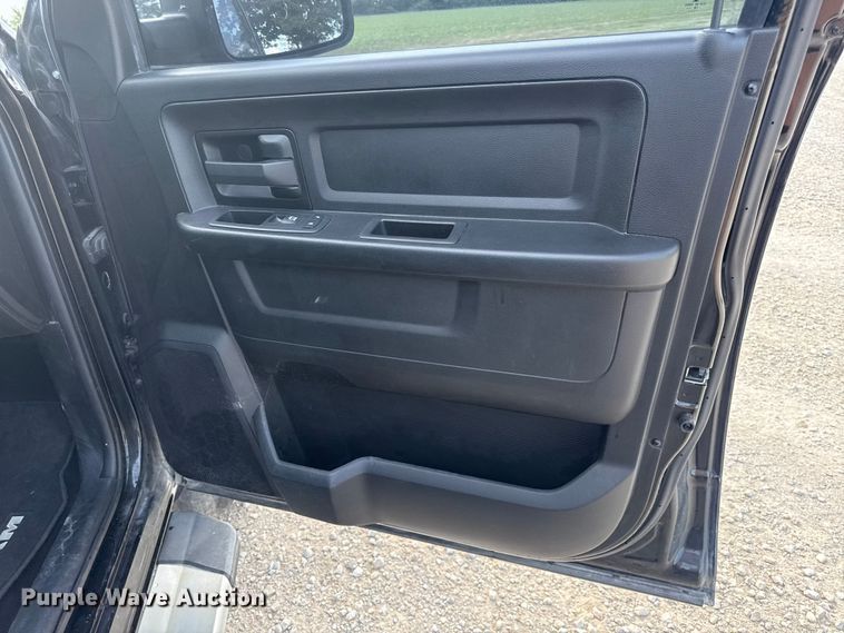 image for item EN0318 2019 RAM 1500 Crew Cab pickup truck