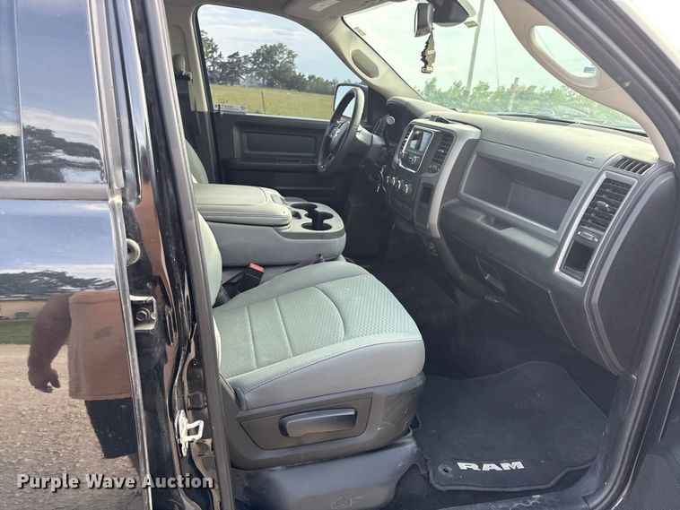 image for item EN0318 2019 RAM 1500 Crew Cab pickup truck
