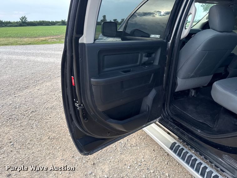 image for item EN0318 2019 RAM 1500 Crew Cab pickup truck