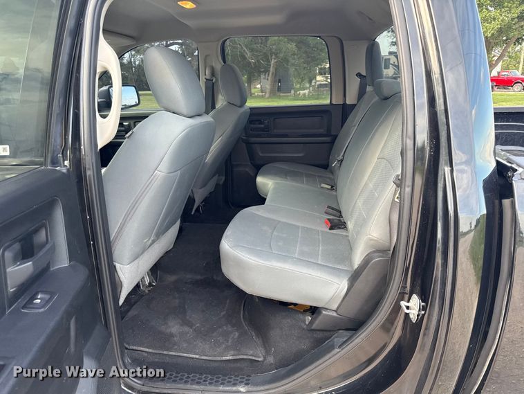 image for item EN0318 2019 RAM 1500 Crew Cab pickup truck