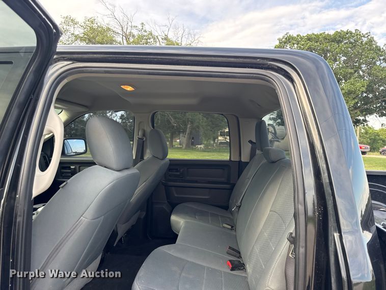 image for item EN0318 2019 RAM 1500 Crew Cab pickup truck