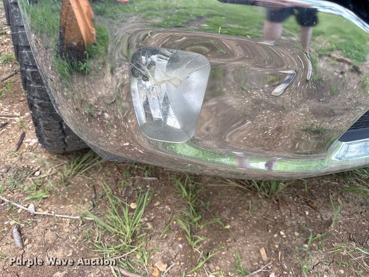 image for item EN0318 2019 RAM 1500 Crew Cab pickup truck