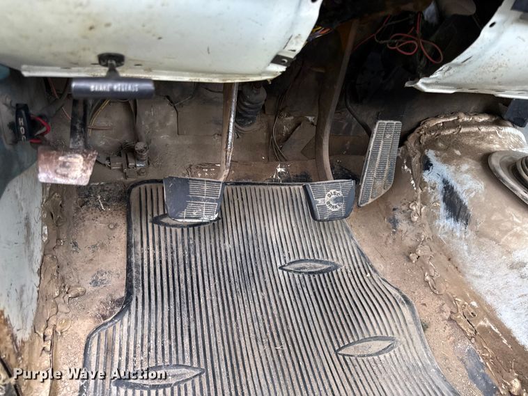 image for item EN0439 1979 Chevrolet C30 flatbed pickup truck