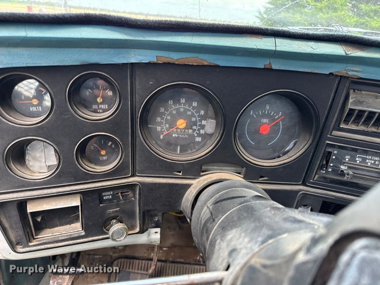 image for item EN0439 1979 Chevrolet C30 flatbed pickup truck