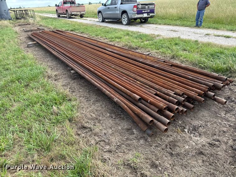 image for item EN0440 (50) pieces of 2 3/8 oil field pipe