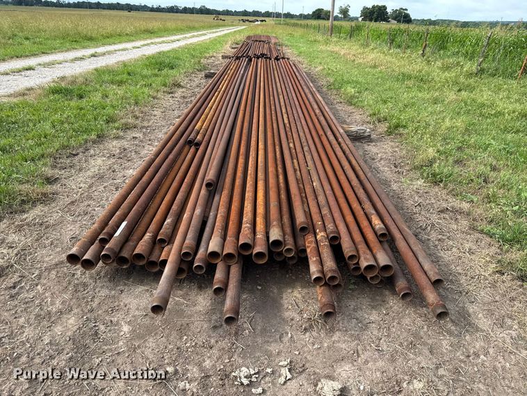 image for item EN0440 (50) pieces of 2 3/8 oil field pipe
