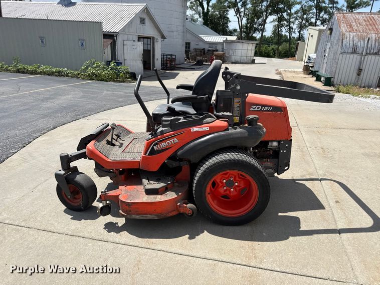 image for item EN0446 Kubota ZD1211 ZTR lawn mower