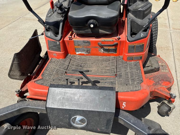 image for item EN0446 Kubota ZD1211 ZTR lawn mower