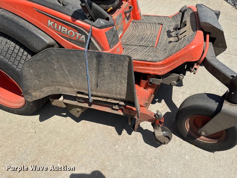 image for item EN0446 Kubota ZD1211 ZTR lawn mower