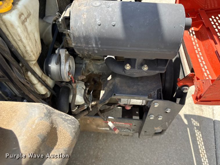 image for item EN0446 Kubota ZD1211 ZTR lawn mower