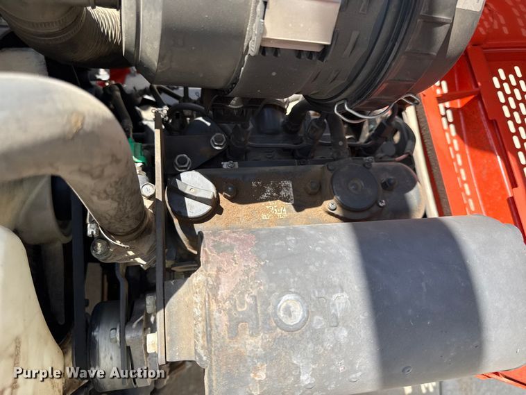 image for item EN0446 Kubota ZD1211 ZTR lawn mower