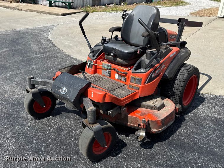 image for item EN0447 Kubota ZD1211 ZTR lawn mower