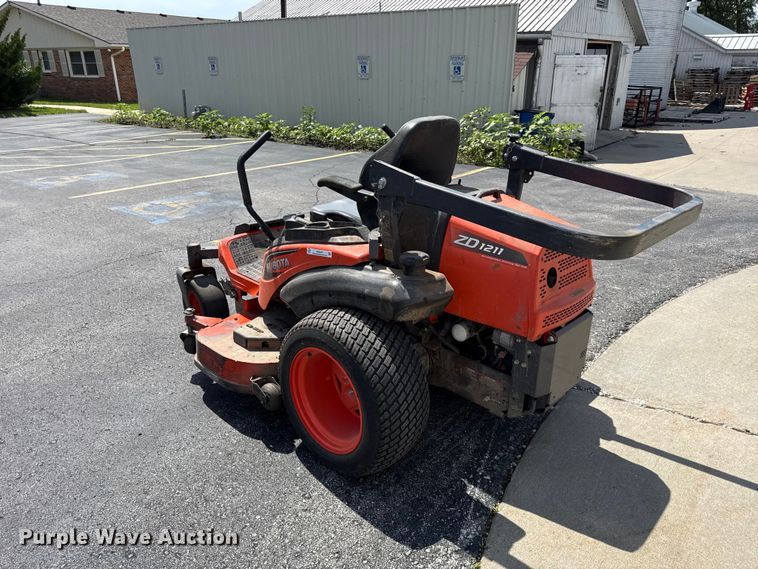 image for item EN0447 Kubota ZD1211 ZTR lawn mower