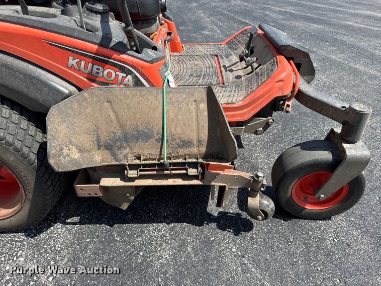 image for item EN0447 Kubota ZD1211 ZTR lawn mower