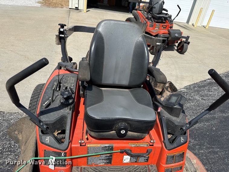 image for item EN0447 Kubota ZD1211 ZTR lawn mower