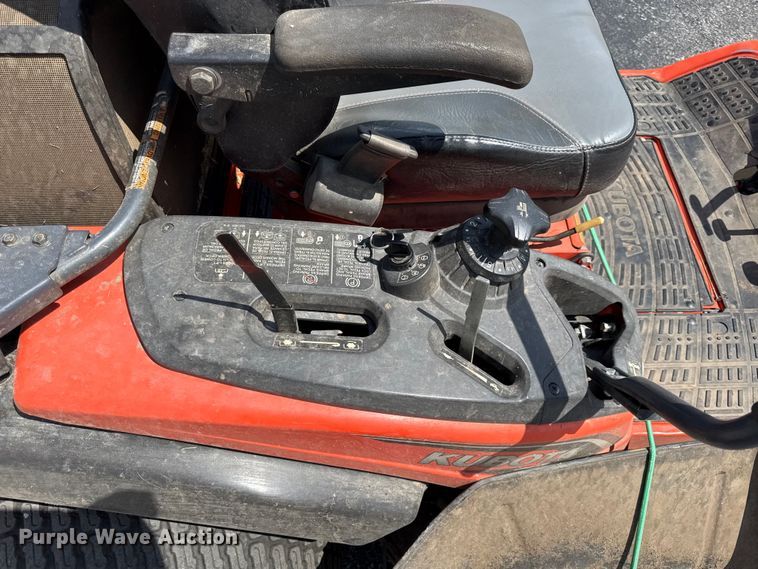 image for item EN0447 Kubota ZD1211 ZTR lawn mower