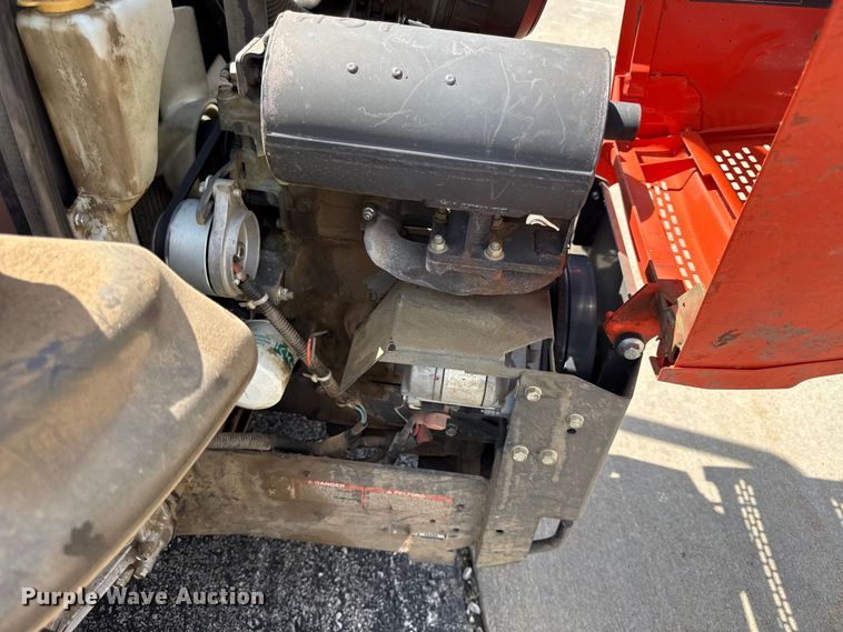 image for item EN0447 Kubota ZD1211 ZTR lawn mower