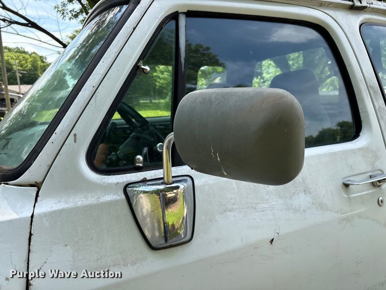 image for item EO4317 1992 Dodge Power Ram 250 Club Cab pickup truck