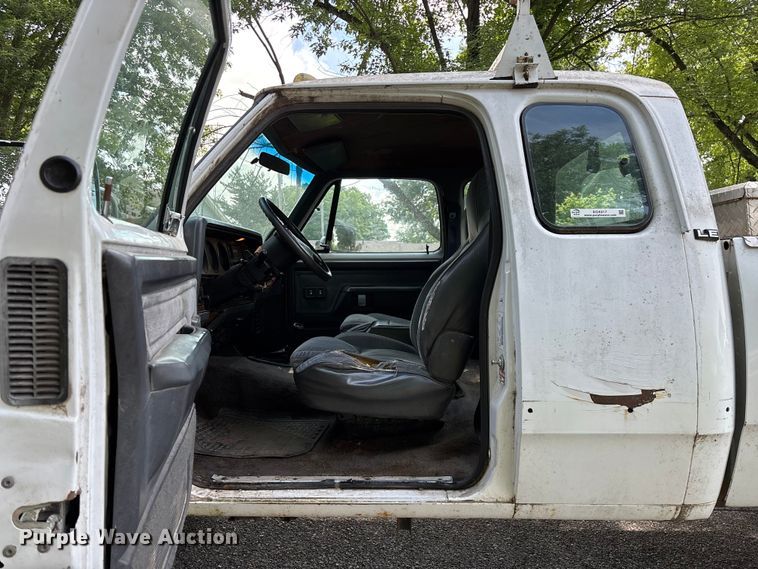 image for item EO4317 1992 Dodge Power Ram 250 Club Cab pickup truck