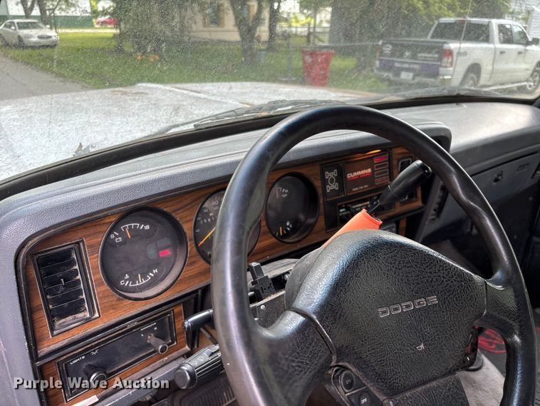 image for item EO4317 1992 Dodge Power Ram 250 Club Cab pickup truck