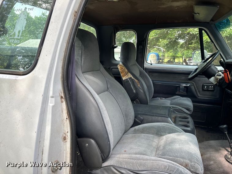 image for item EO4317 1992 Dodge Power Ram 250 Club Cab pickup truck