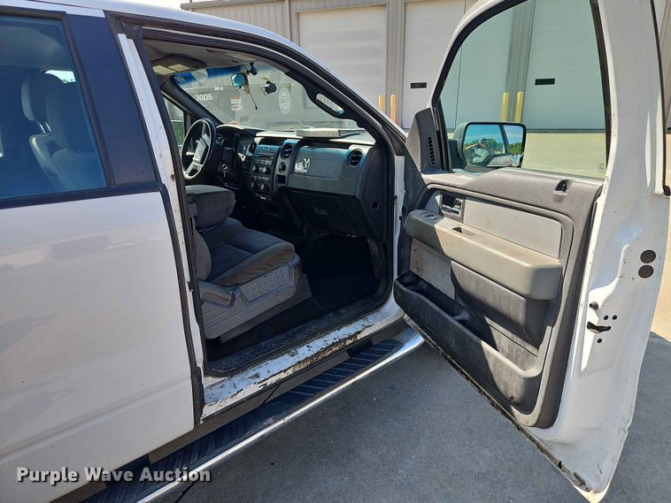 image for item EO7383 2013 Ford F150 pickup truck