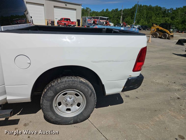 image for item EO7384 2016 RAM 1500 Crew Cab pickup truck