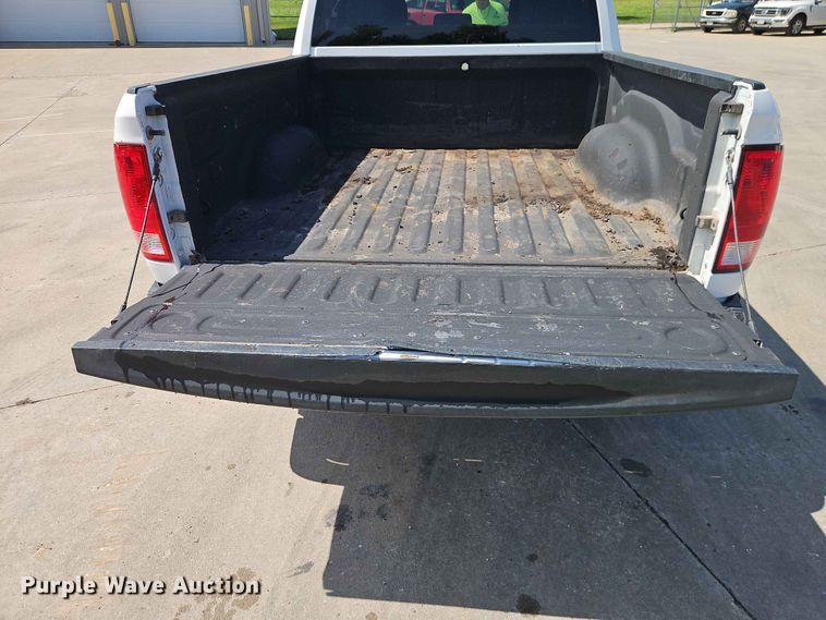 image for item EO7384 2016 RAM 1500 Crew Cab pickup truck