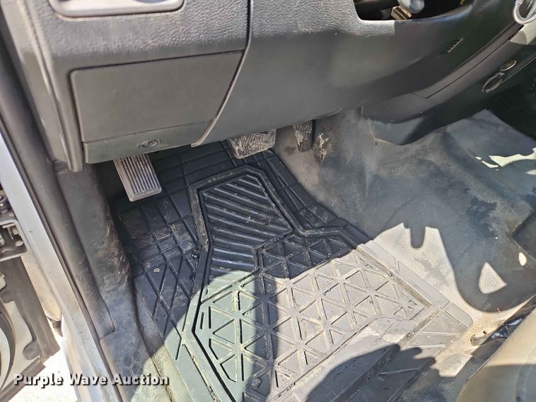 image for item EO7384 2016 RAM 1500 Crew Cab pickup truck