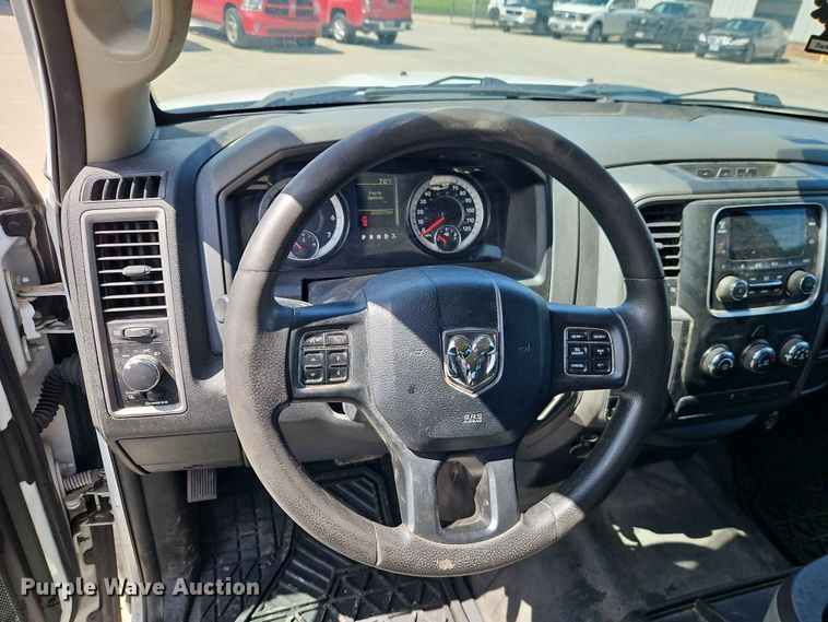 image for item EO7384 2016 RAM 1500 Crew Cab pickup truck