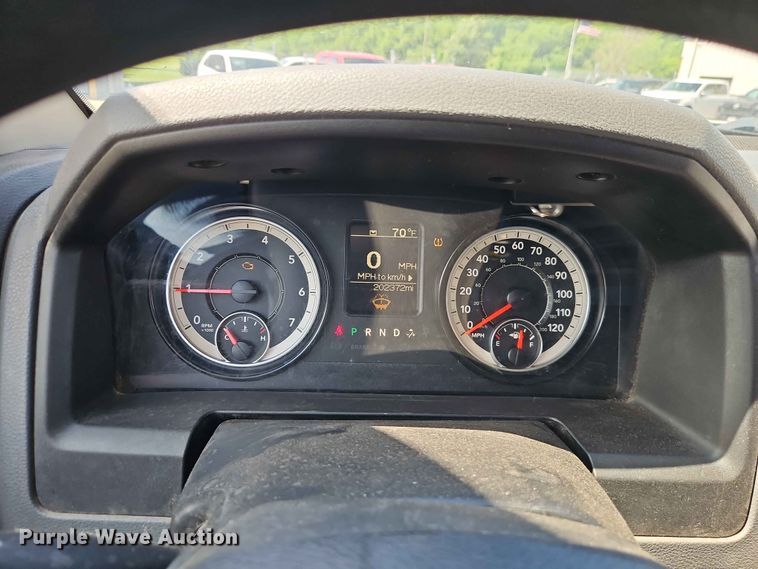 image for item EO7384 2016 RAM 1500 Crew Cab pickup truck