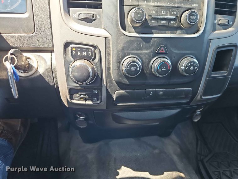 image for item EO7384 2016 RAM 1500 Crew Cab pickup truck