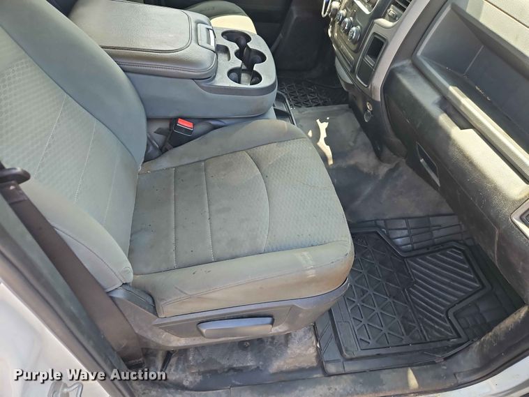 image for item EO7384 2016 RAM 1500 Crew Cab pickup truck