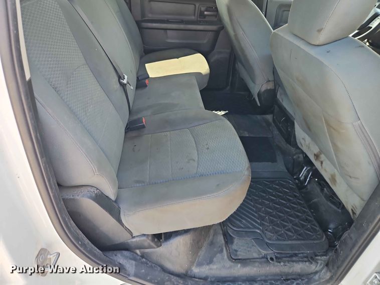 image for item EO7384 2016 RAM 1500 Crew Cab pickup truck