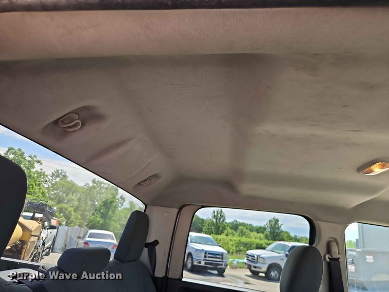 image for item EO7384 2016 RAM 1500 Crew Cab pickup truck
