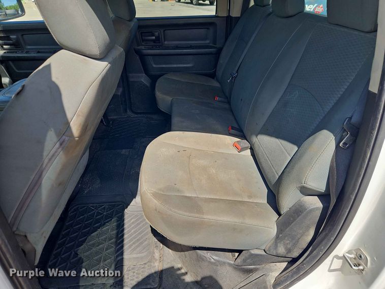 image for item EO7384 2016 RAM 1500 Crew Cab pickup truck