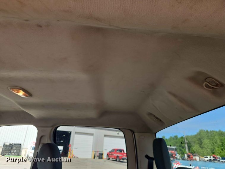 image for item EO7384 2016 RAM 1500 Crew Cab pickup truck