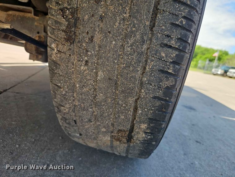 image for item EO7384 2016 RAM 1500 Crew Cab pickup truck