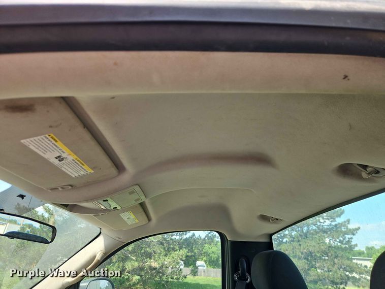 image for item EO7434 2013 GMC Sierra 1500 pickup truck