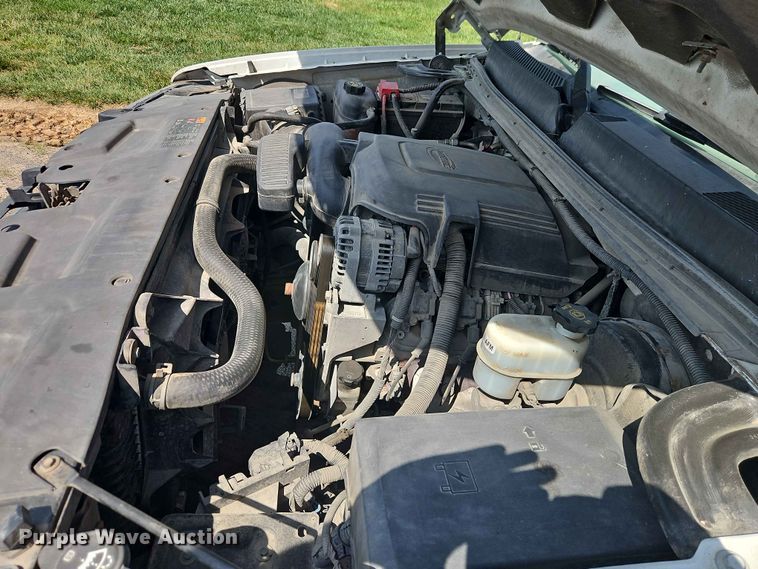 image for item EO7434 2013 GMC Sierra 1500 pickup truck