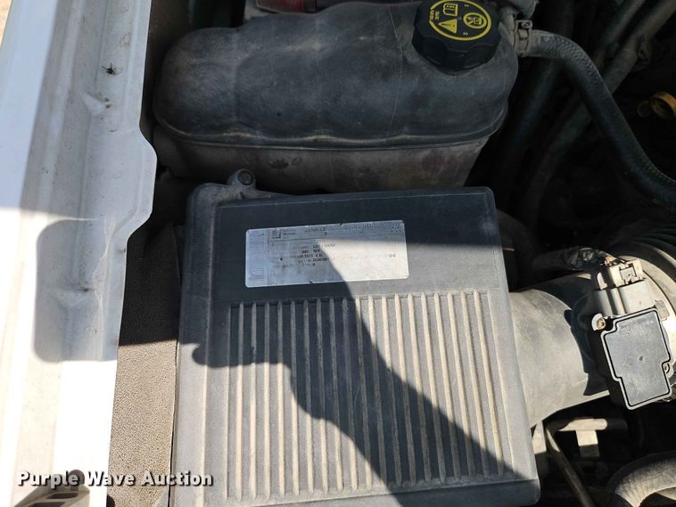 image for item EO7434 2013 GMC Sierra 1500 pickup truck