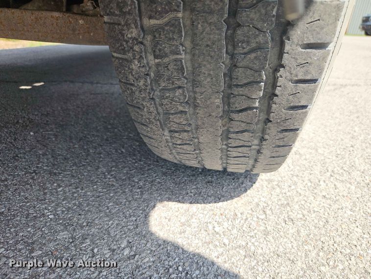 image for item EO7434 2013 GMC Sierra 1500 pickup truck
