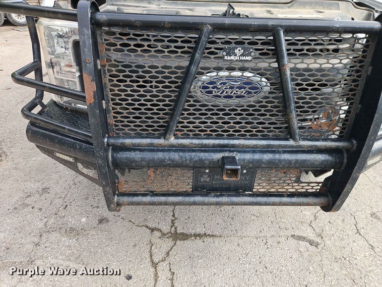 image for item EO7446 2019 Ford F250 Super Duty XL Crew Cab pickup truck