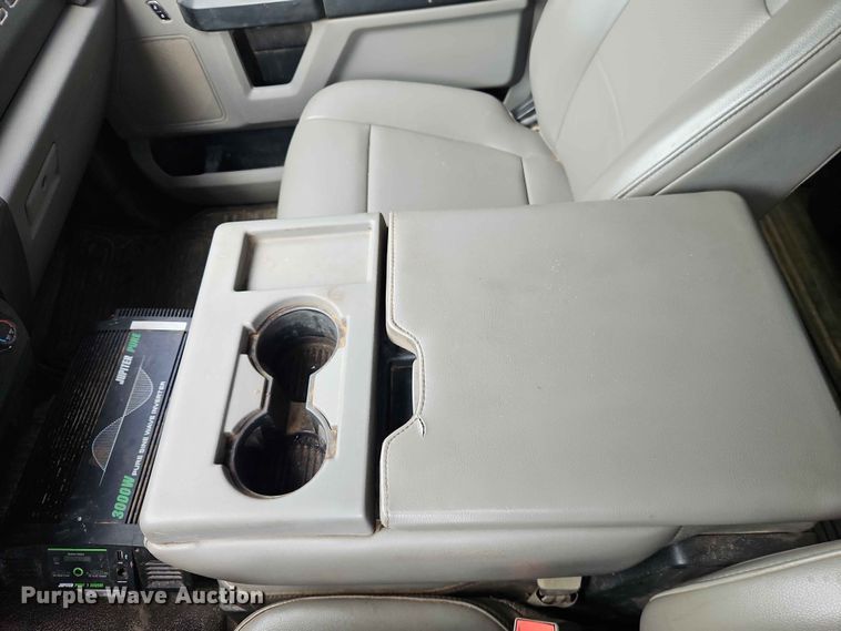 image for item EO7446 2019 Ford F250 Super Duty XL Crew Cab pickup truck