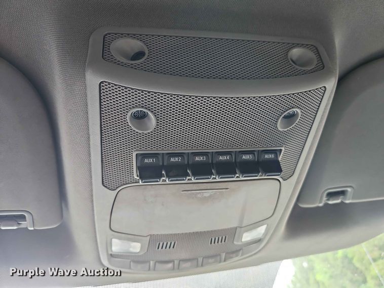 image for item EO7446 2019 Ford F250 Super Duty XL Crew Cab pickup truck