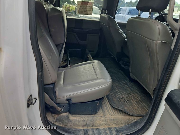 image for item EO7446 2019 Ford F250 Super Duty XL Crew Cab pickup truck